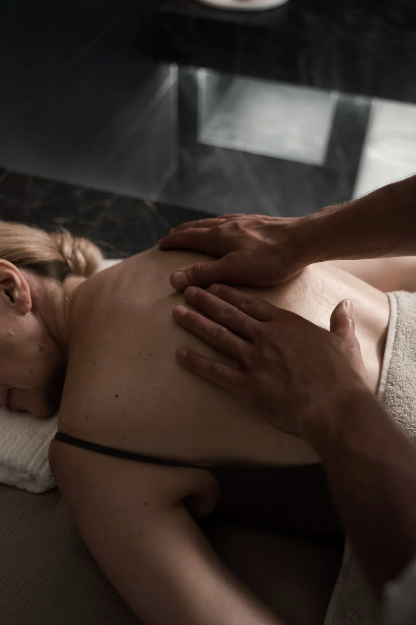 History of Deep Heat Therapy: Tradition Kings and Healers Swear By